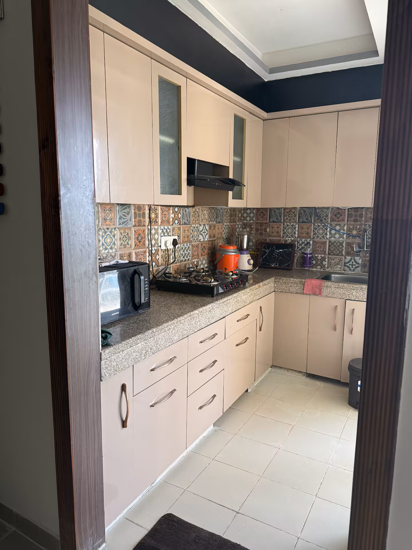3 bhk,4AC flat near max hospital Vaishali — view 9