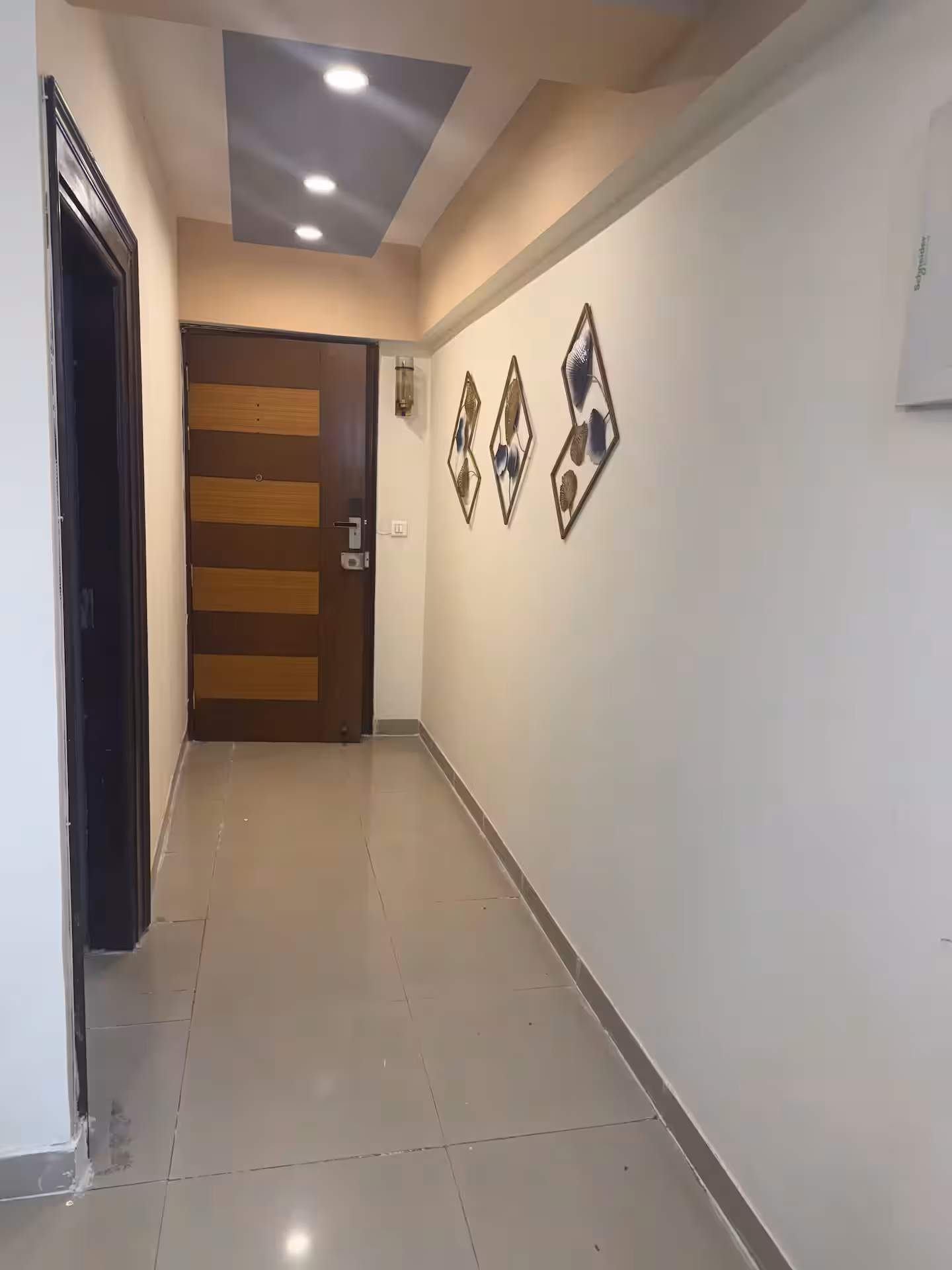 3 bhk,4AC flat near max hospital Vaishali — view 2